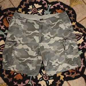 🔥🔥 Faded Glory Men's Camouflage Cargo Shorts🔥🔥 SIZE 42